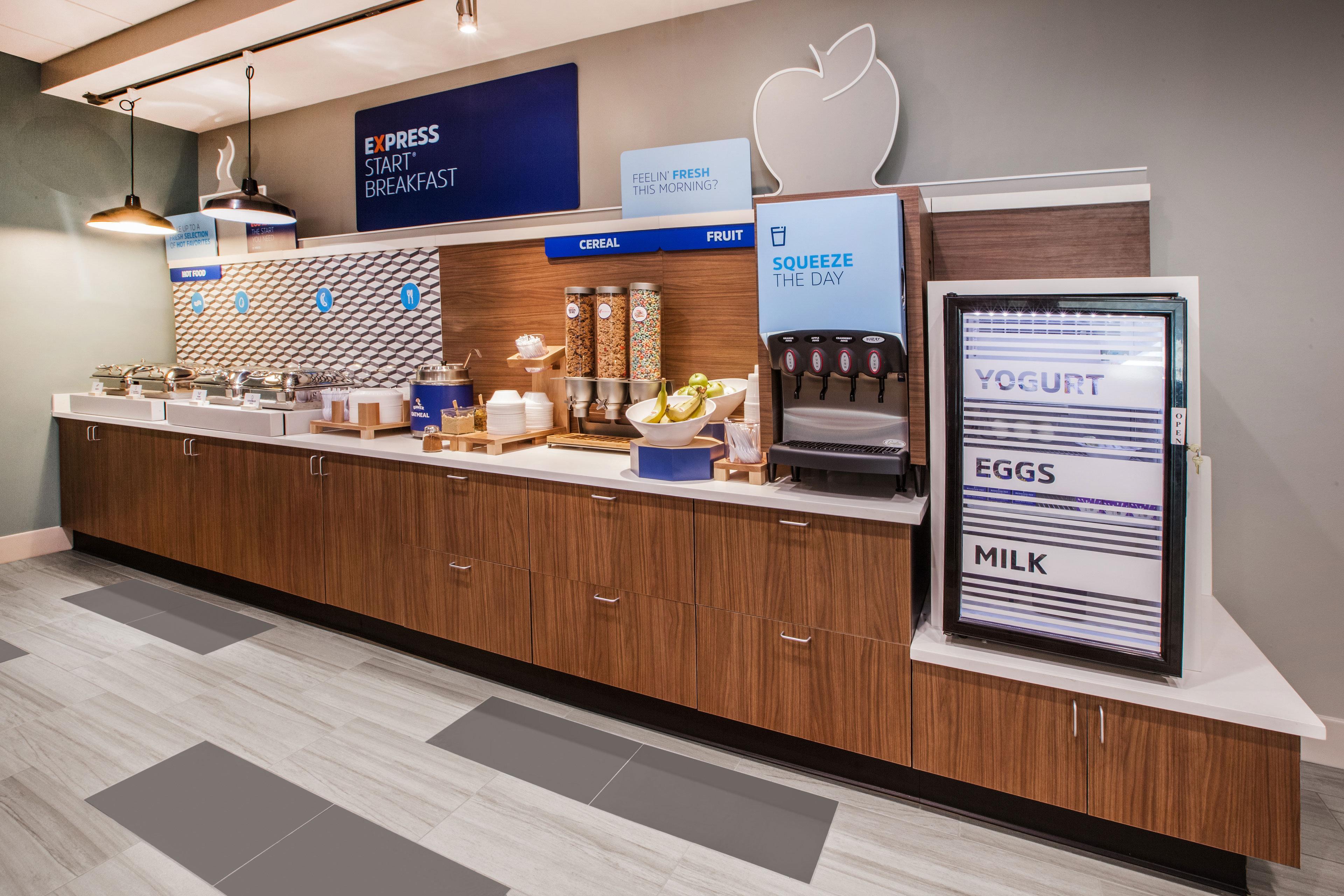 Holiday Inn Express & Suites Monroe By Ihg Bagian luar foto
