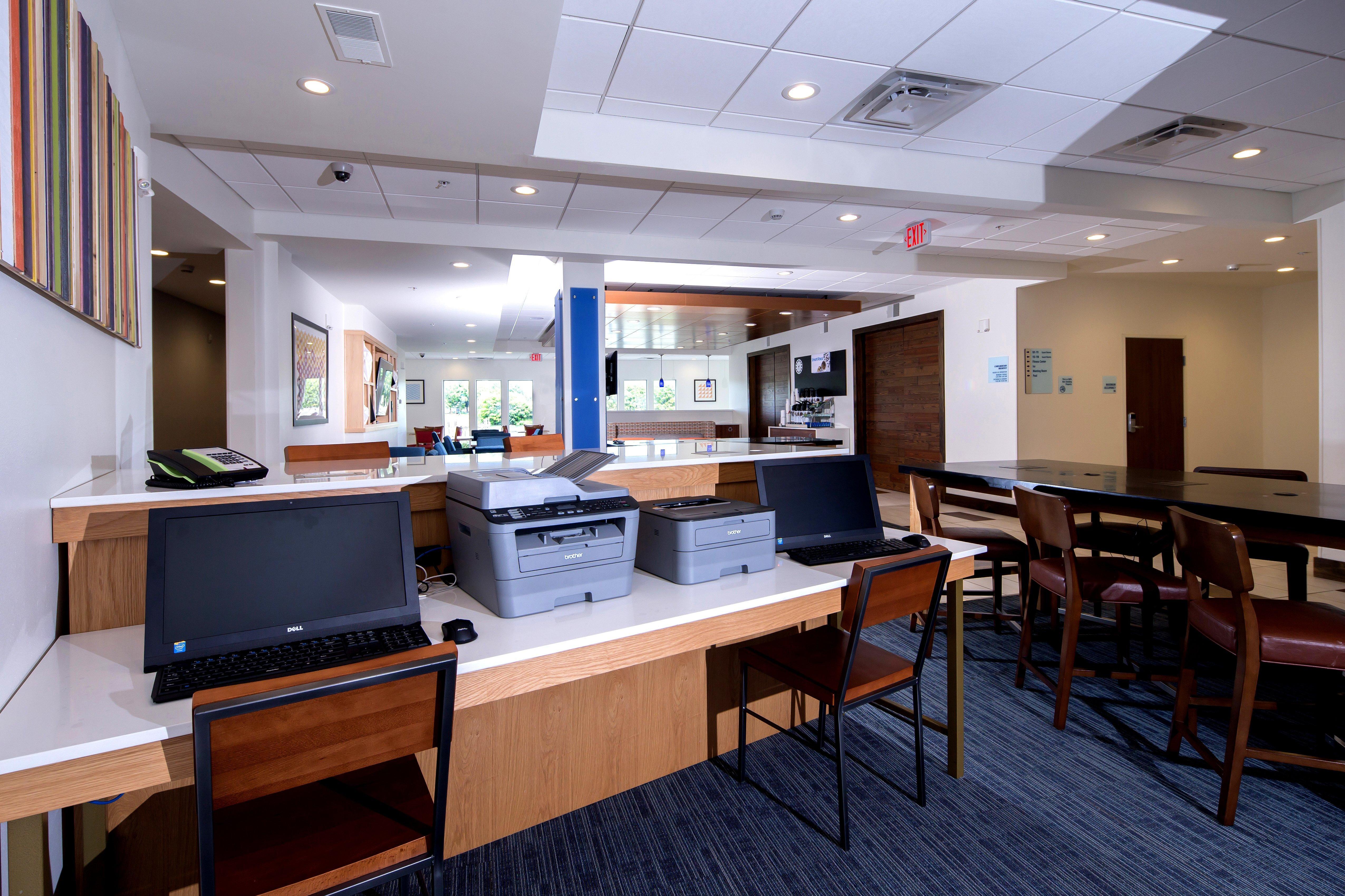 Holiday Inn Express & Suites Monroe By Ihg Bagian luar foto